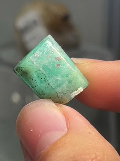 Raw Colombian Muzo Emerald – 60 cts| Natural Green Emerald Crystal